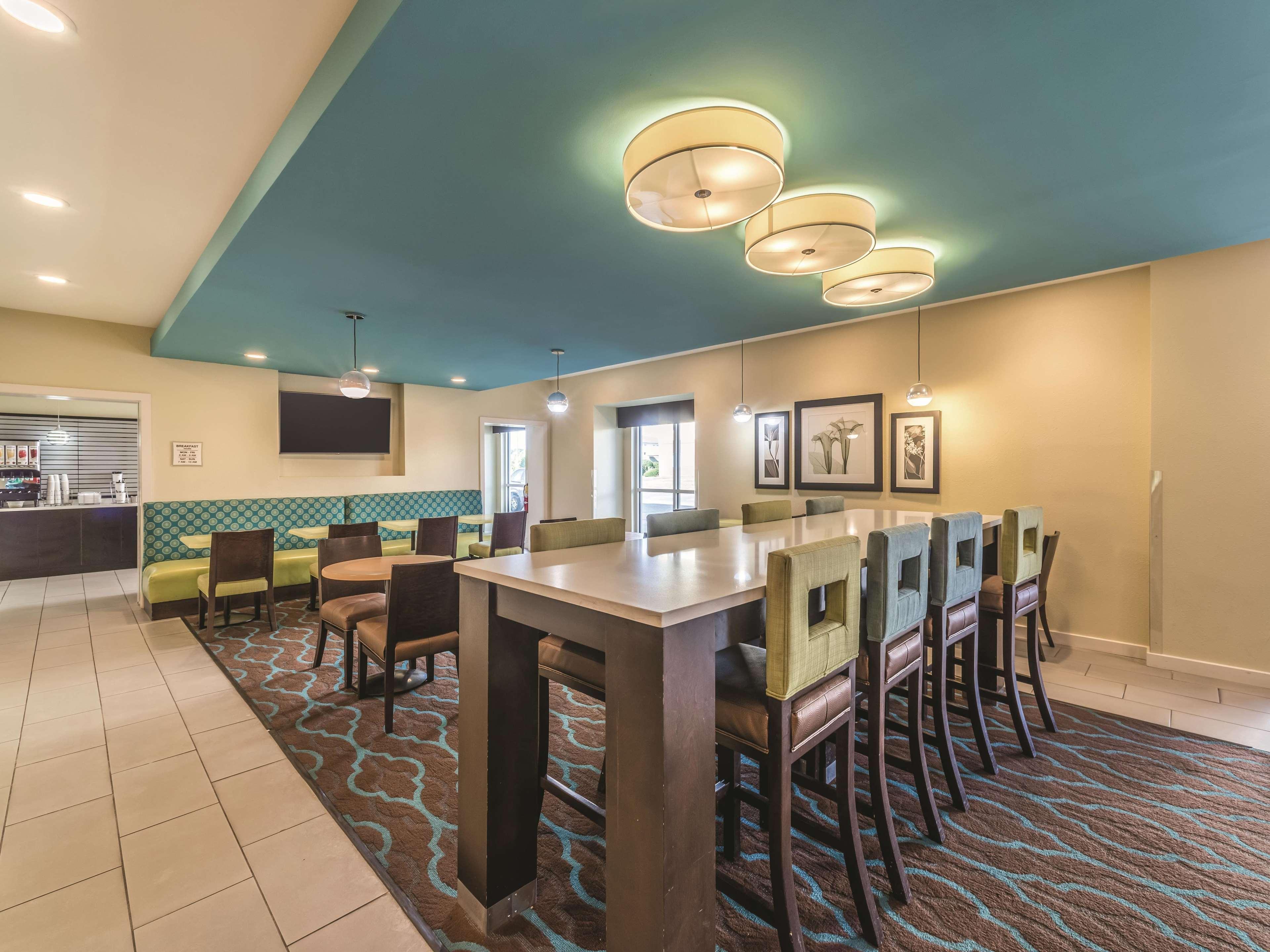 La Quinta By Wyndham Collinsville - St. Louis מראה חיצוני תמונה